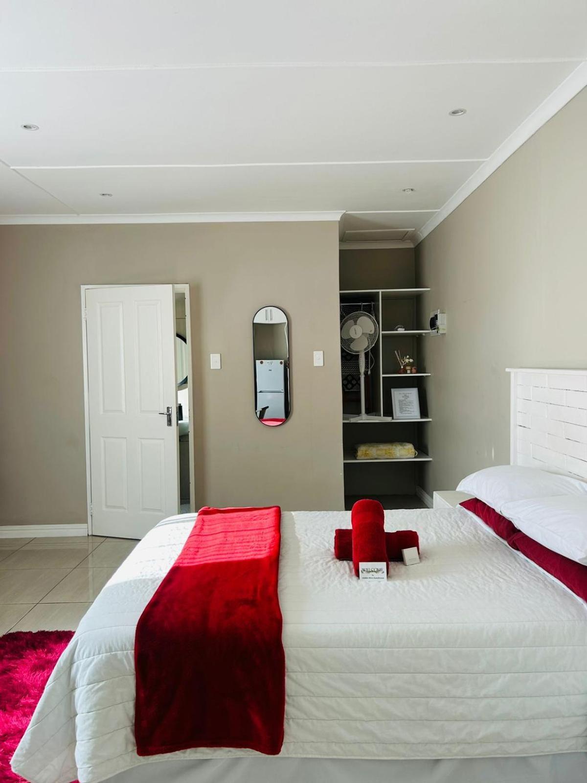 Hidden Bliss Guesthouse East London Chambre photo