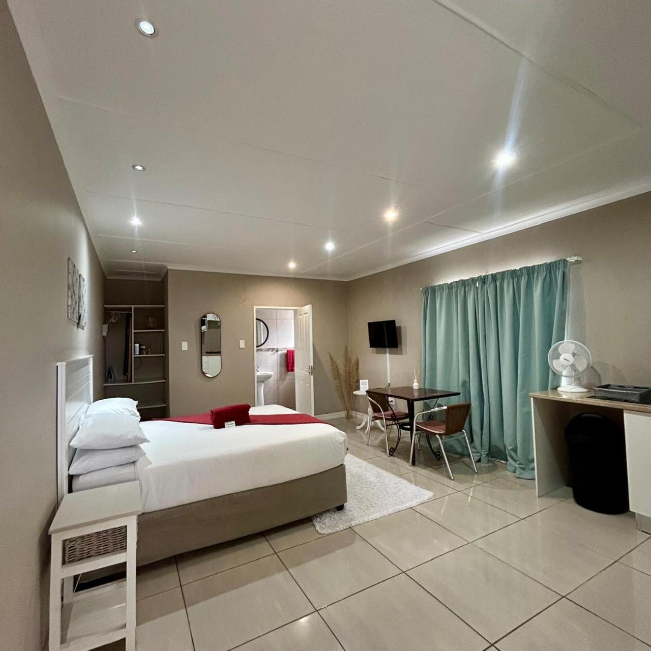 Hidden Bliss Guesthouse East London Chambre photo