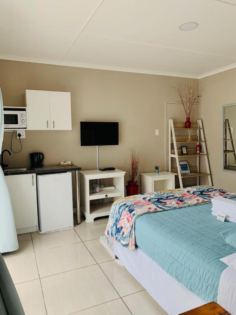 Hidden Bliss Guesthouse East London Extérieur photo